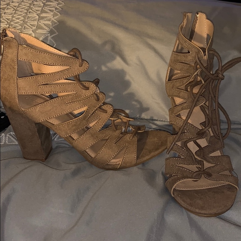 COPY - Charlotte Russe tan heels